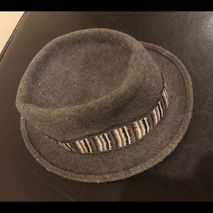 Vintage Hi Fella Gray Wool Kids Size Fedora Hat
